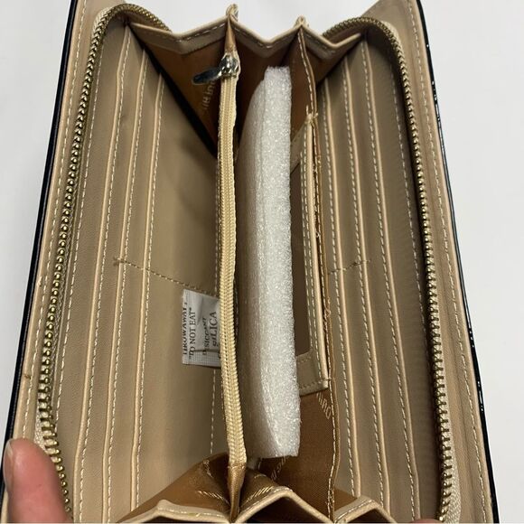 Unbranded Zippered Wallet NWOT - Picture 2 of 5